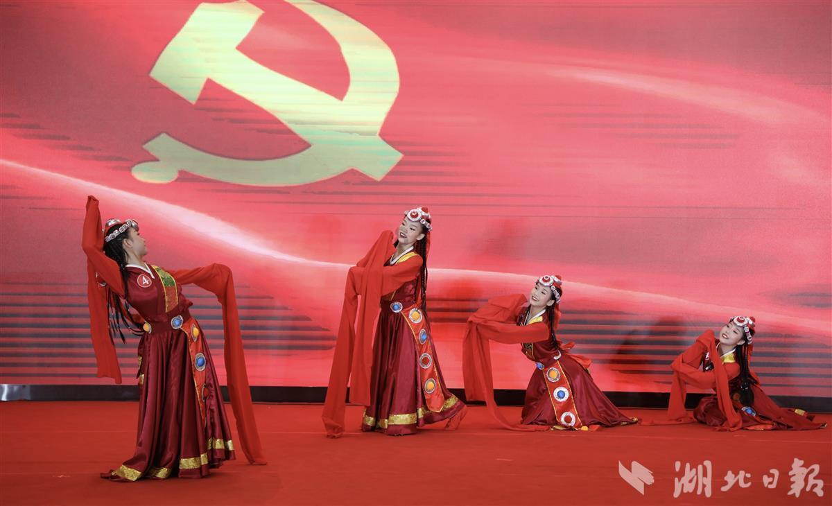 线上摩托挑战赛无敌版
